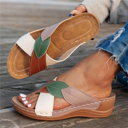 Lina™ - Retro Leaf Slip-On-sandaler